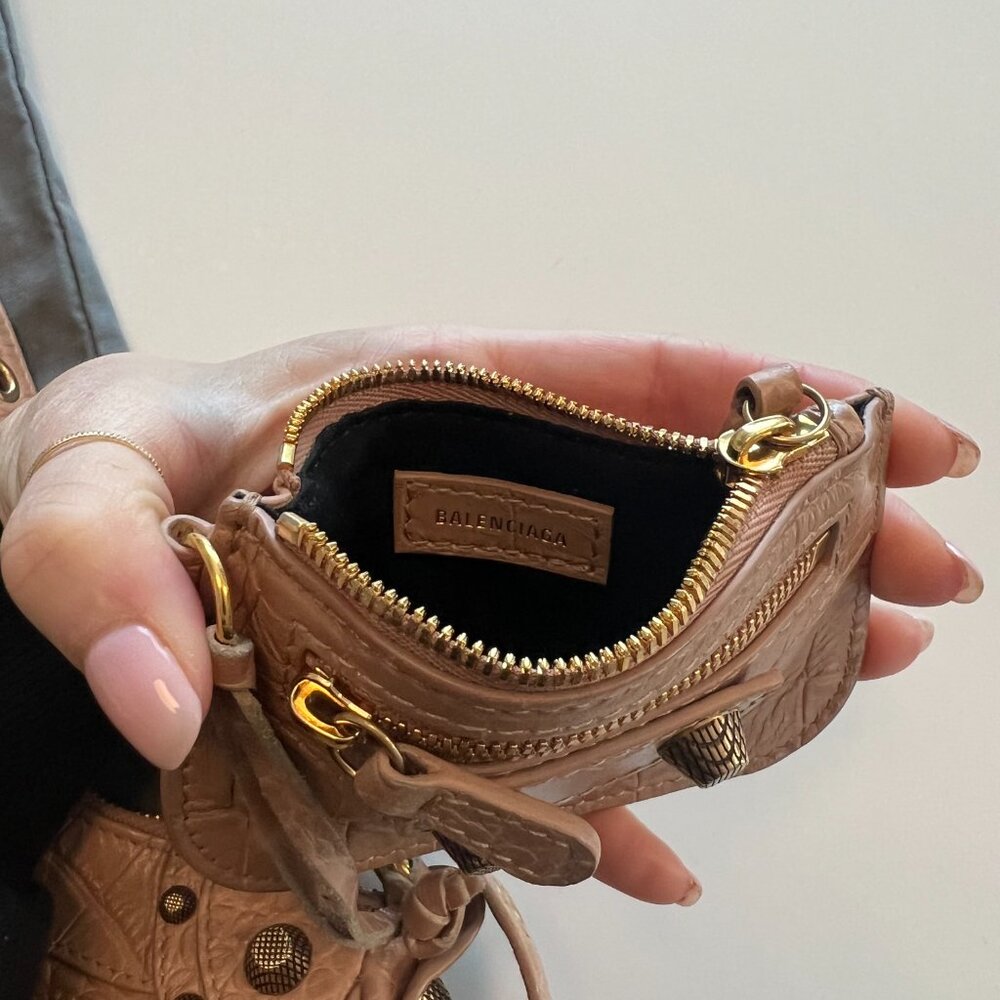 Balenciaga Extra Small Le Cagole Lambskin Shoulder Bag - Picture 5 of 6